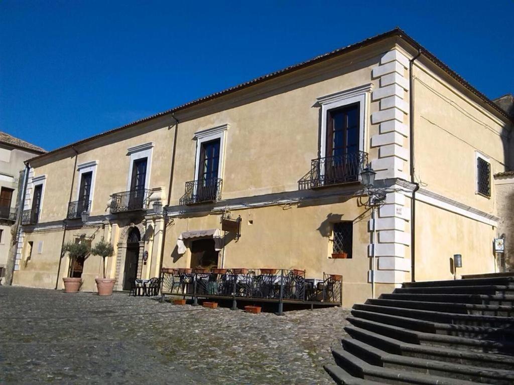 B&B Palazzo Pancaro Altomonte Bagian luar foto